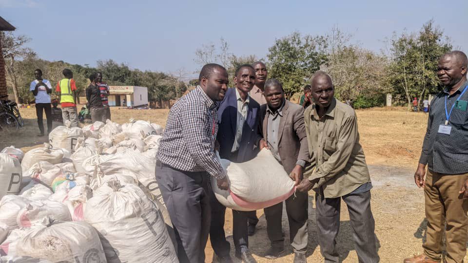 K2 TASO distributing Maize